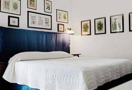Il Glicine Sul Golfo Bed & Breakfast Mondello Exterior photo